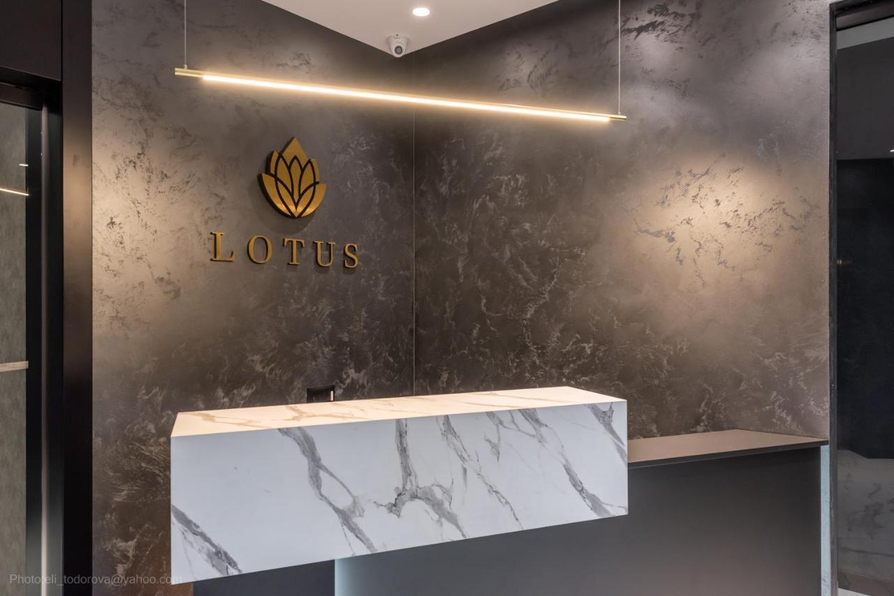 Lotus Luxury Rooms Varna Exteriör bild
